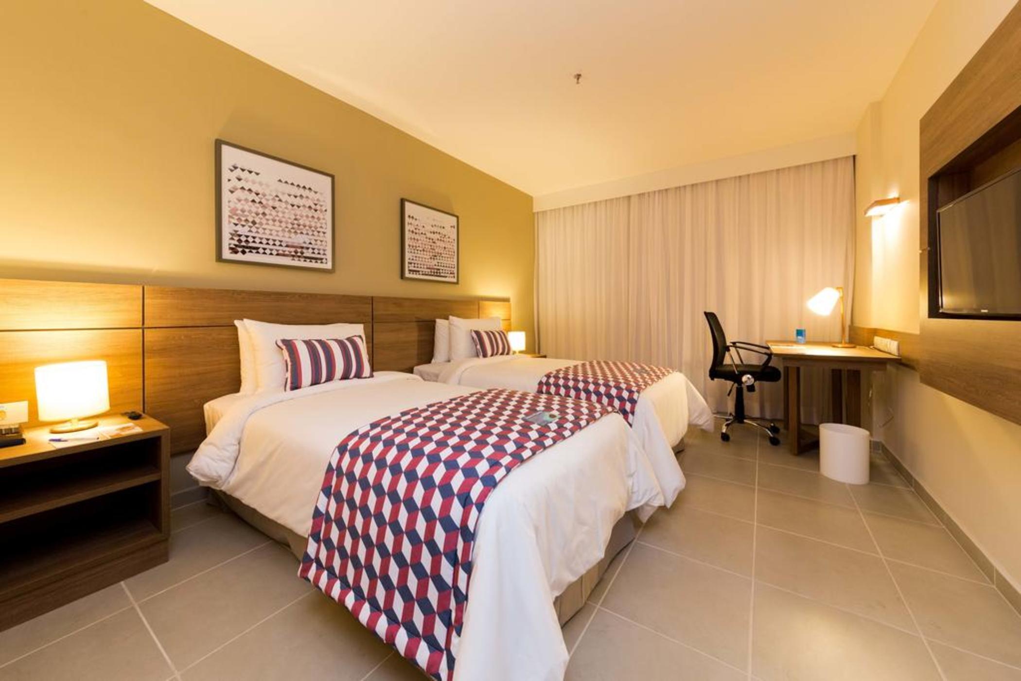 Tulip Inn Campos Dos Goytacazes Kültér fotó