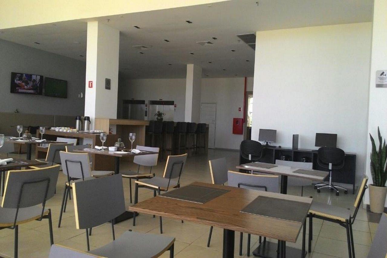 Tulip Inn Campos Dos Goytacazes Kültér fotó