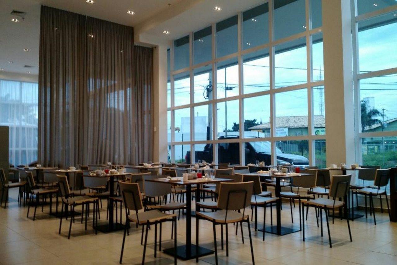 Tulip Inn Campos Dos Goytacazes Kültér fotó
